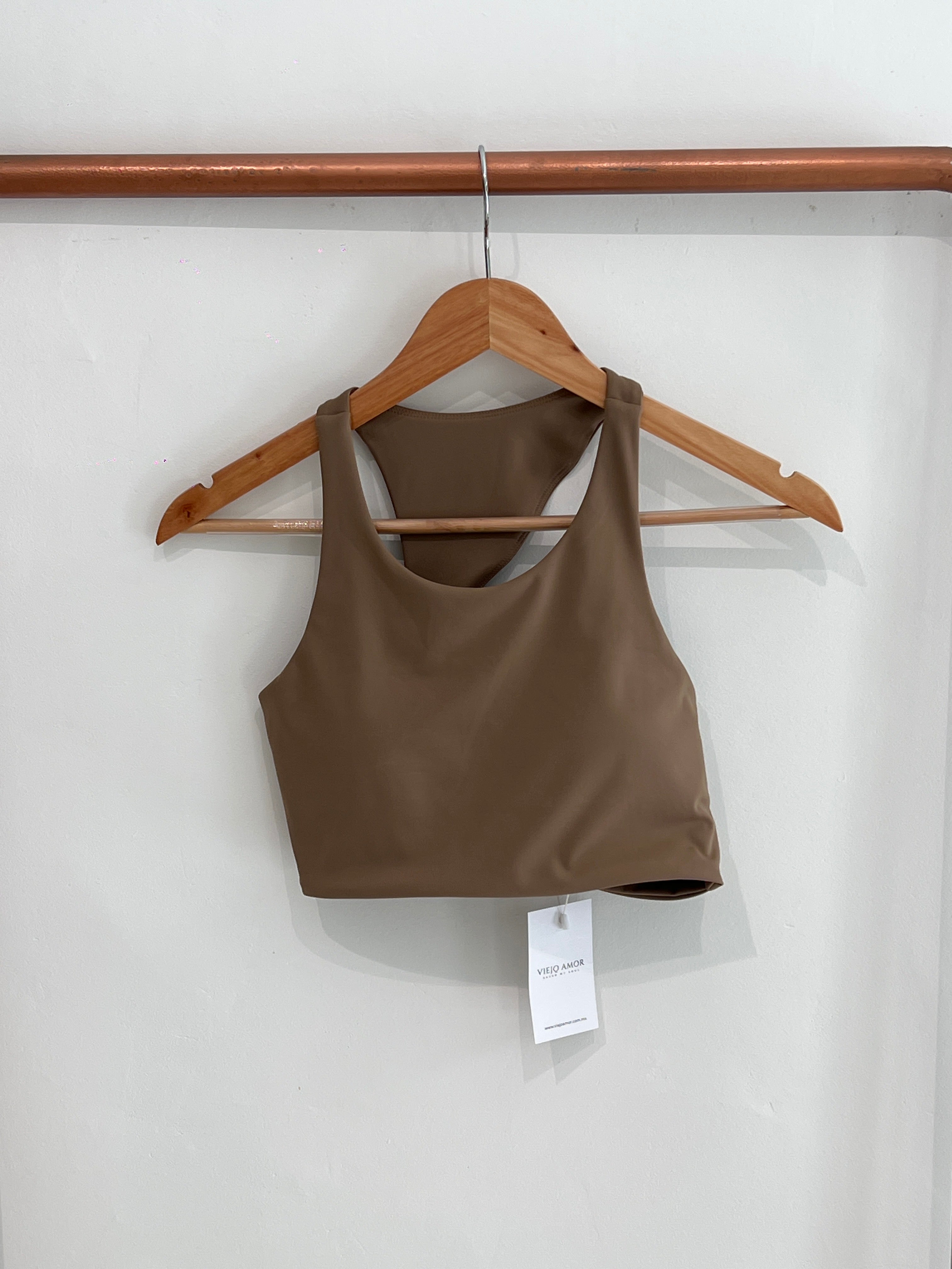 Top deportivo Rebeca Camel