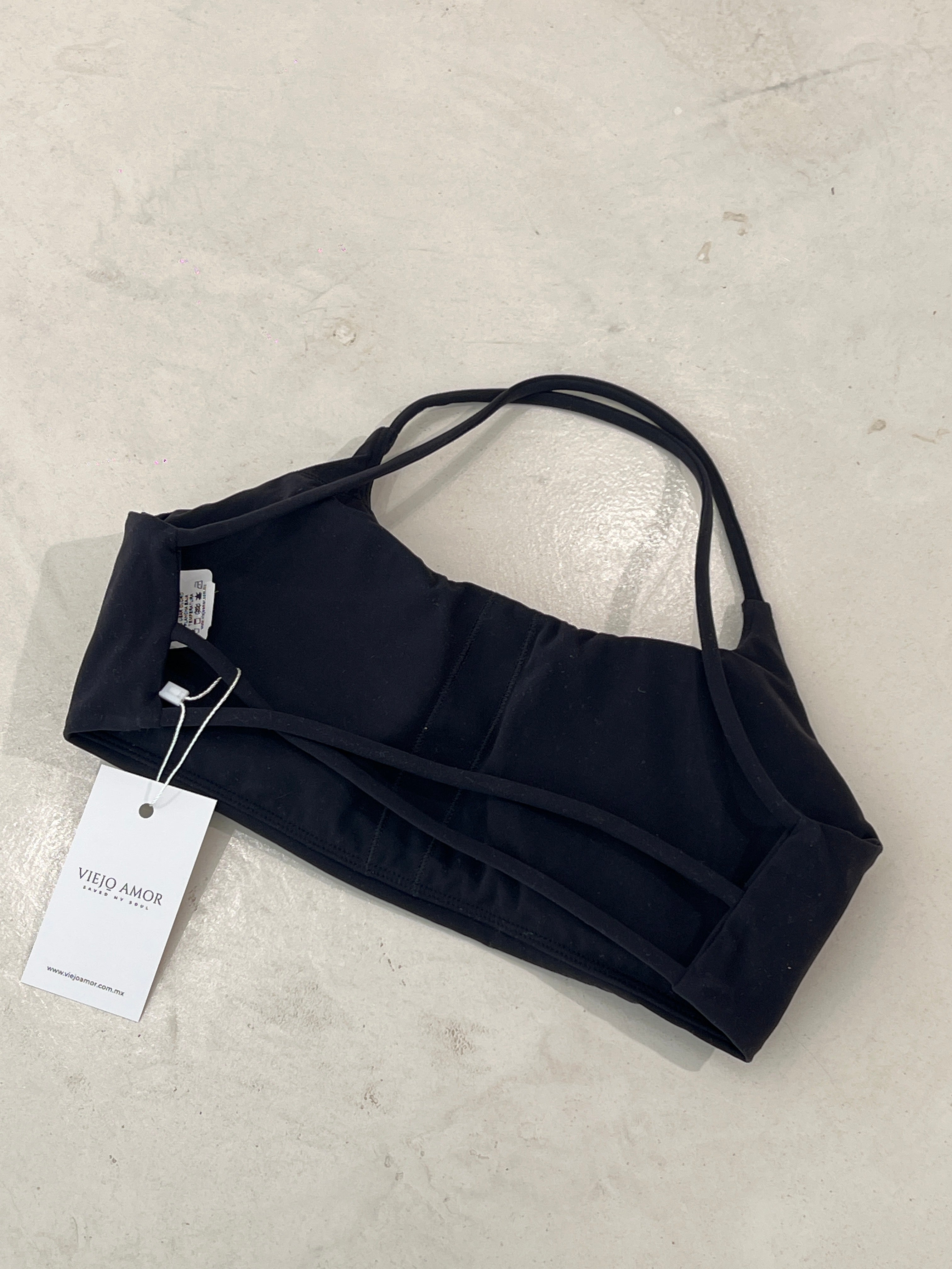 Top deportivo Loreta Black