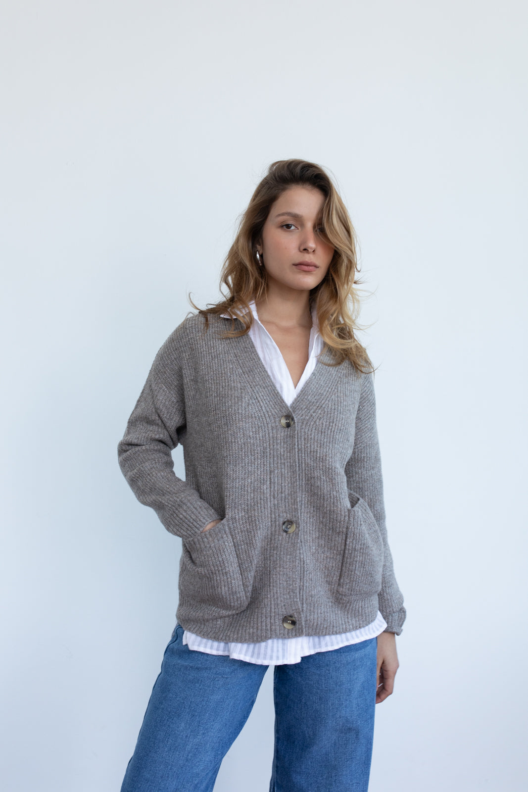Cardigan Erendira dark taupe