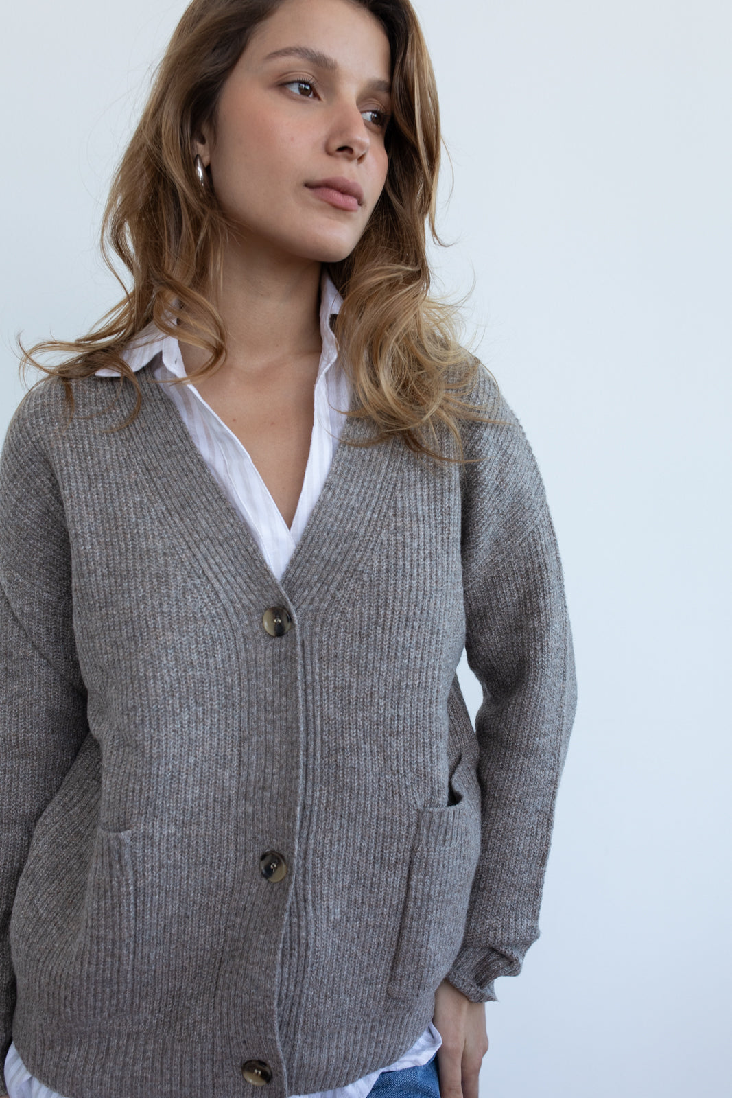 Cardigan Erendira dark taupe