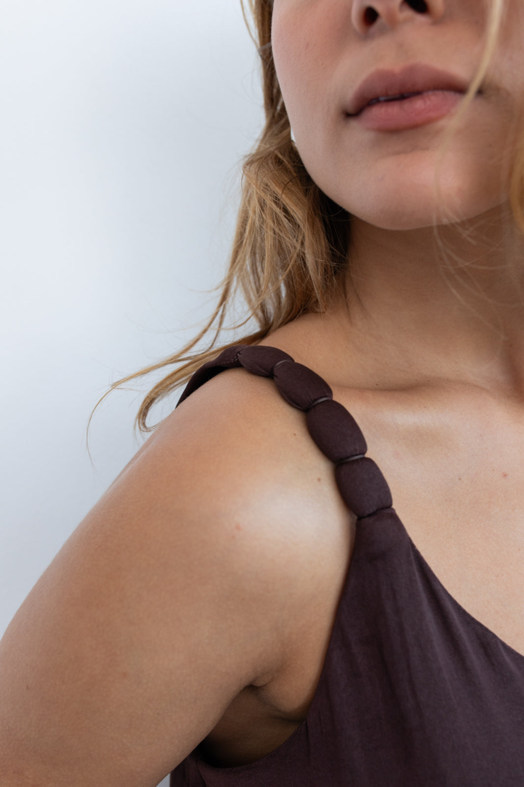 Camiseta Elain chocolate