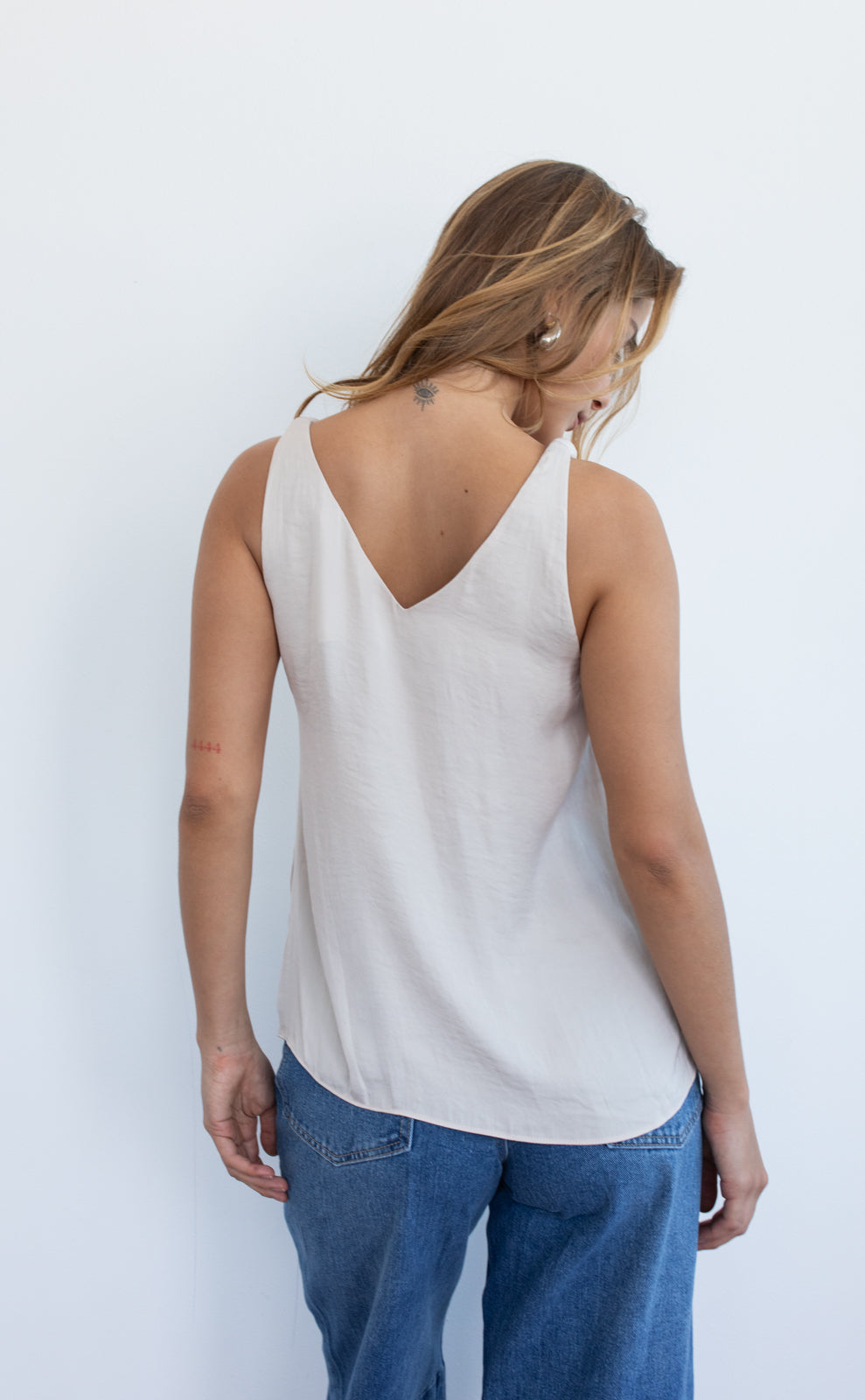 Camiseta Elain papyrus