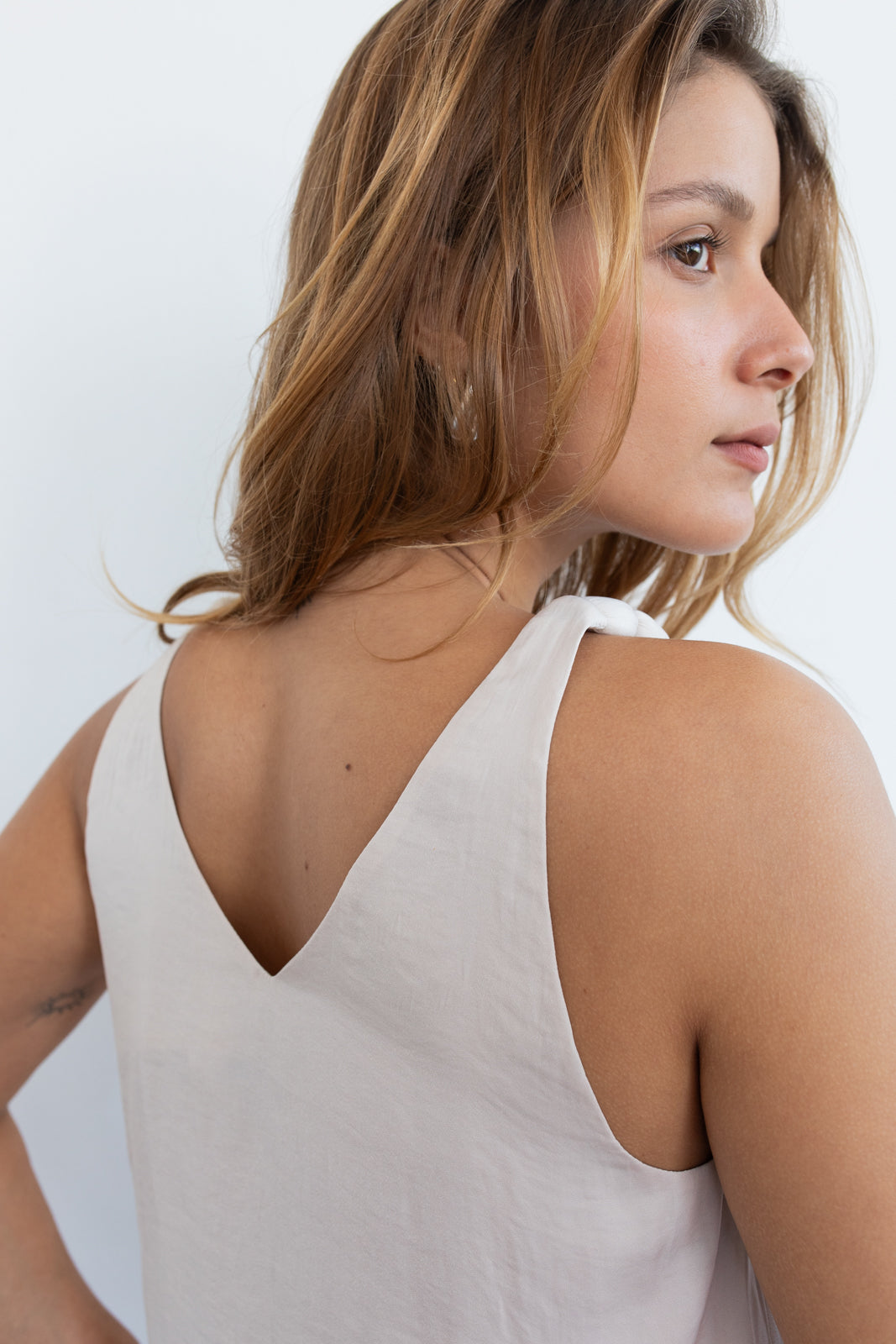 Camiseta Elain papyrus