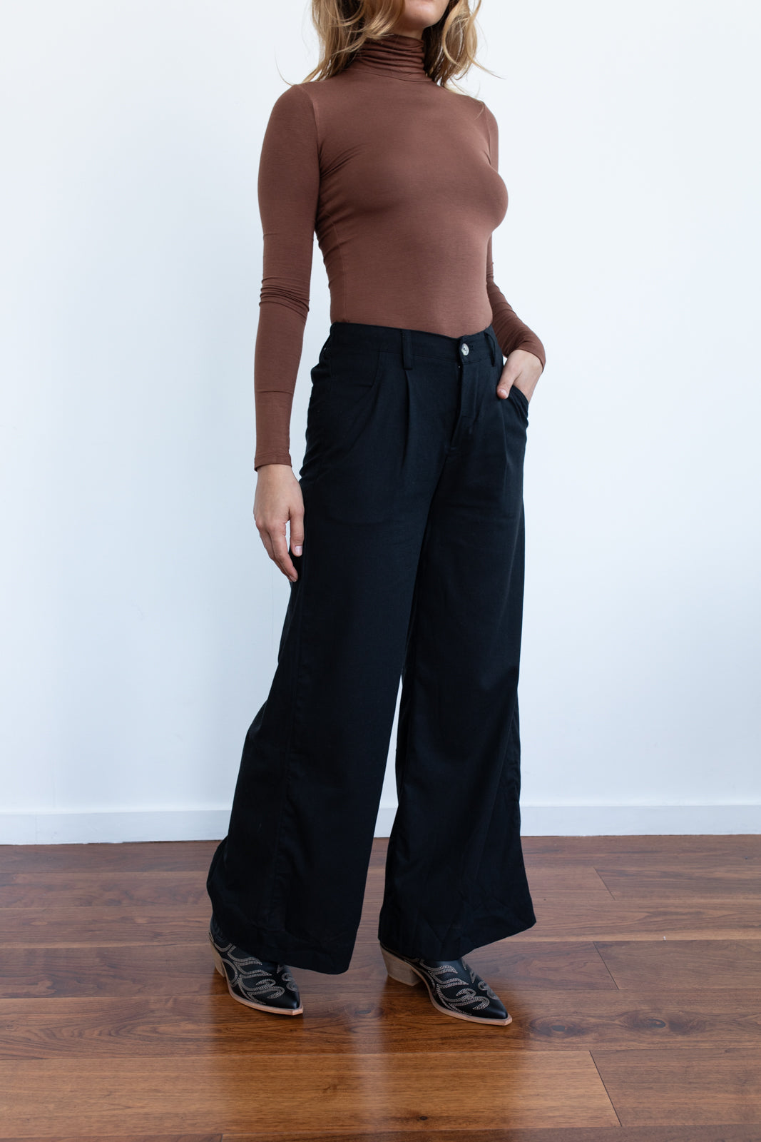 Pantalón pliegue black