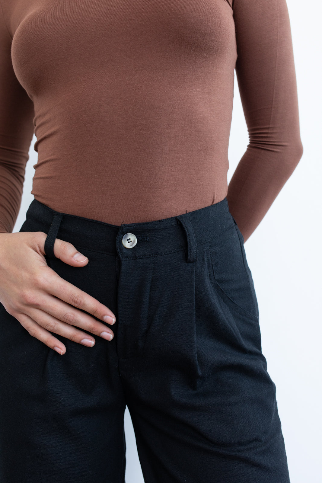 Pantalón pliegue black