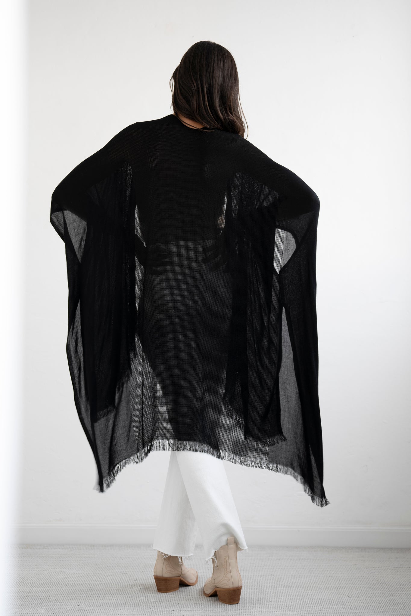 Kimono Negro Trim Playa