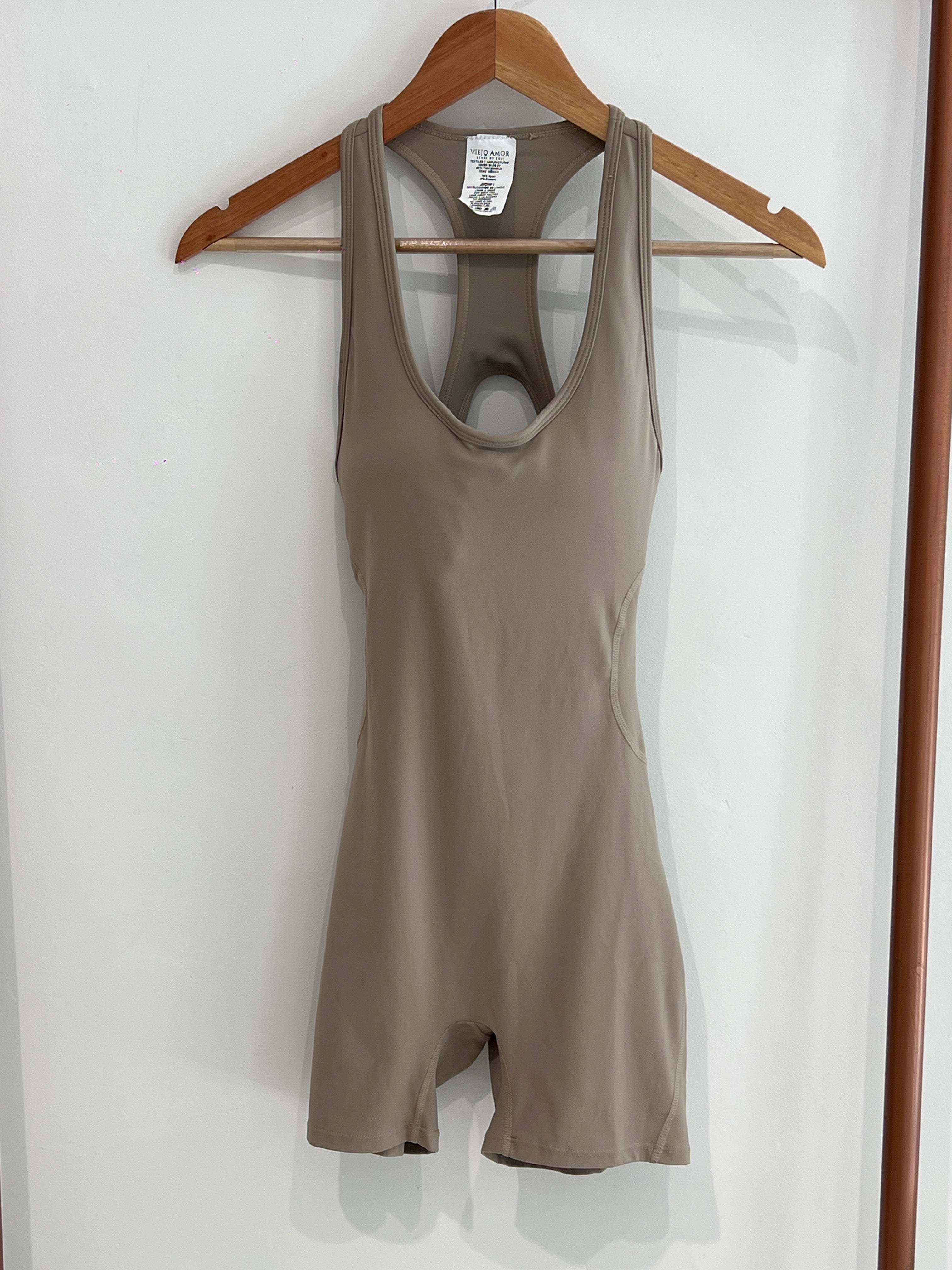Jumpsuit deportivo Ruth camel