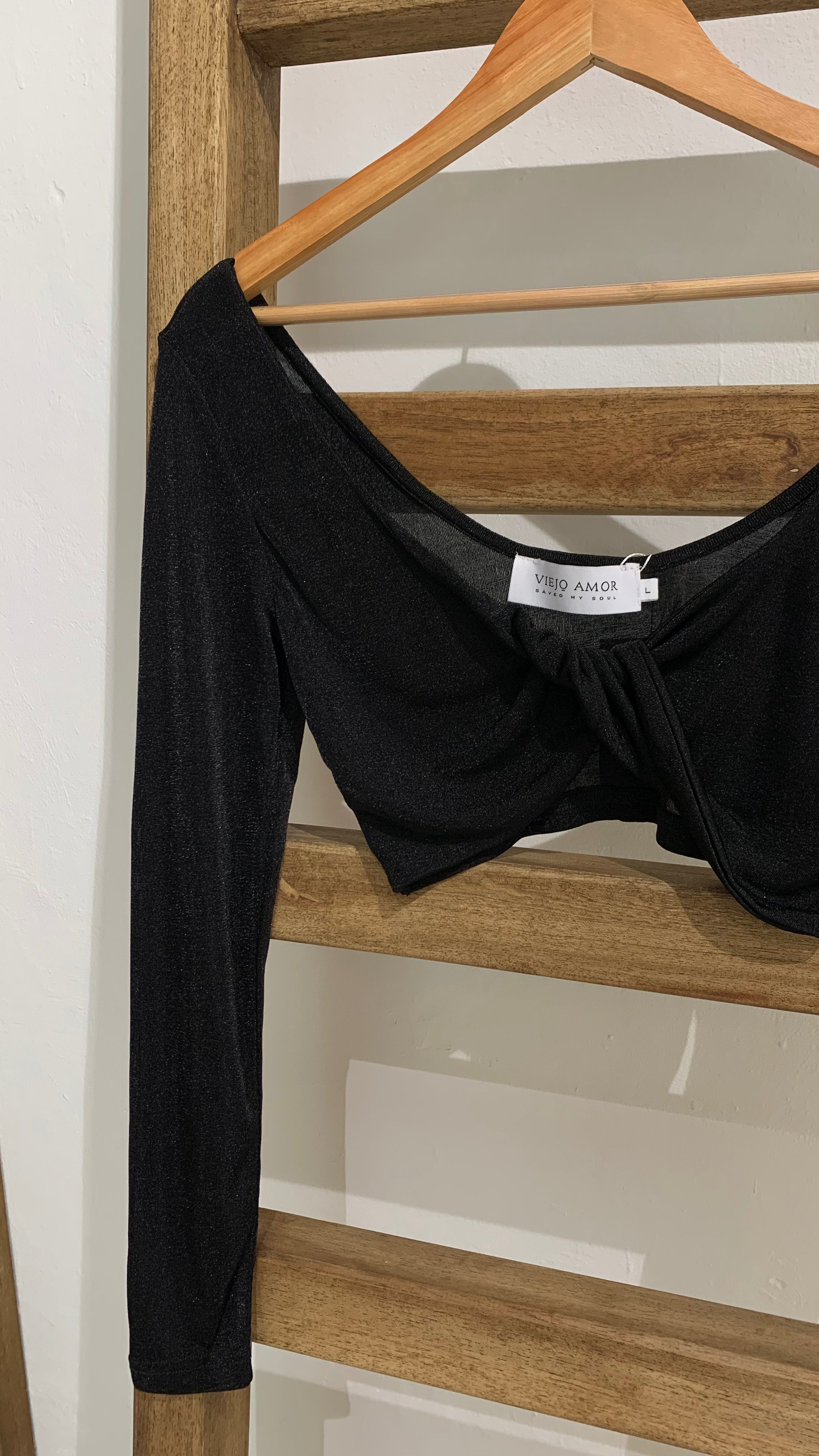 Crop Zelina Black
