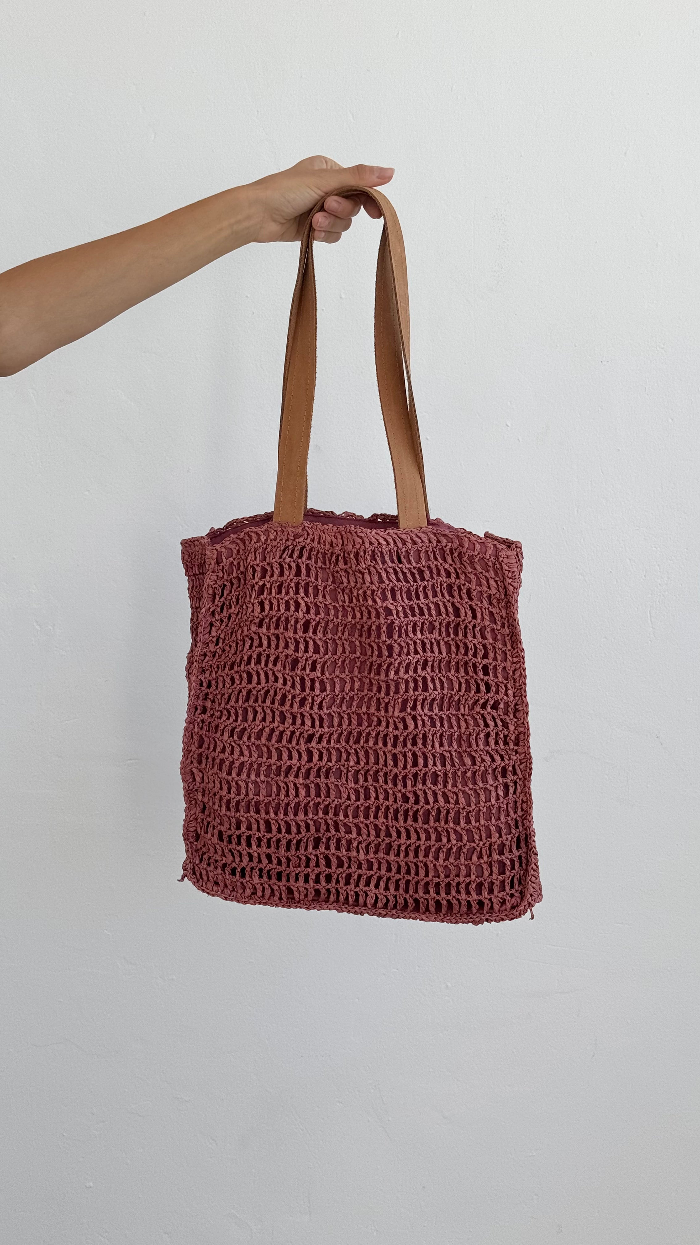 Bolso pink tejido