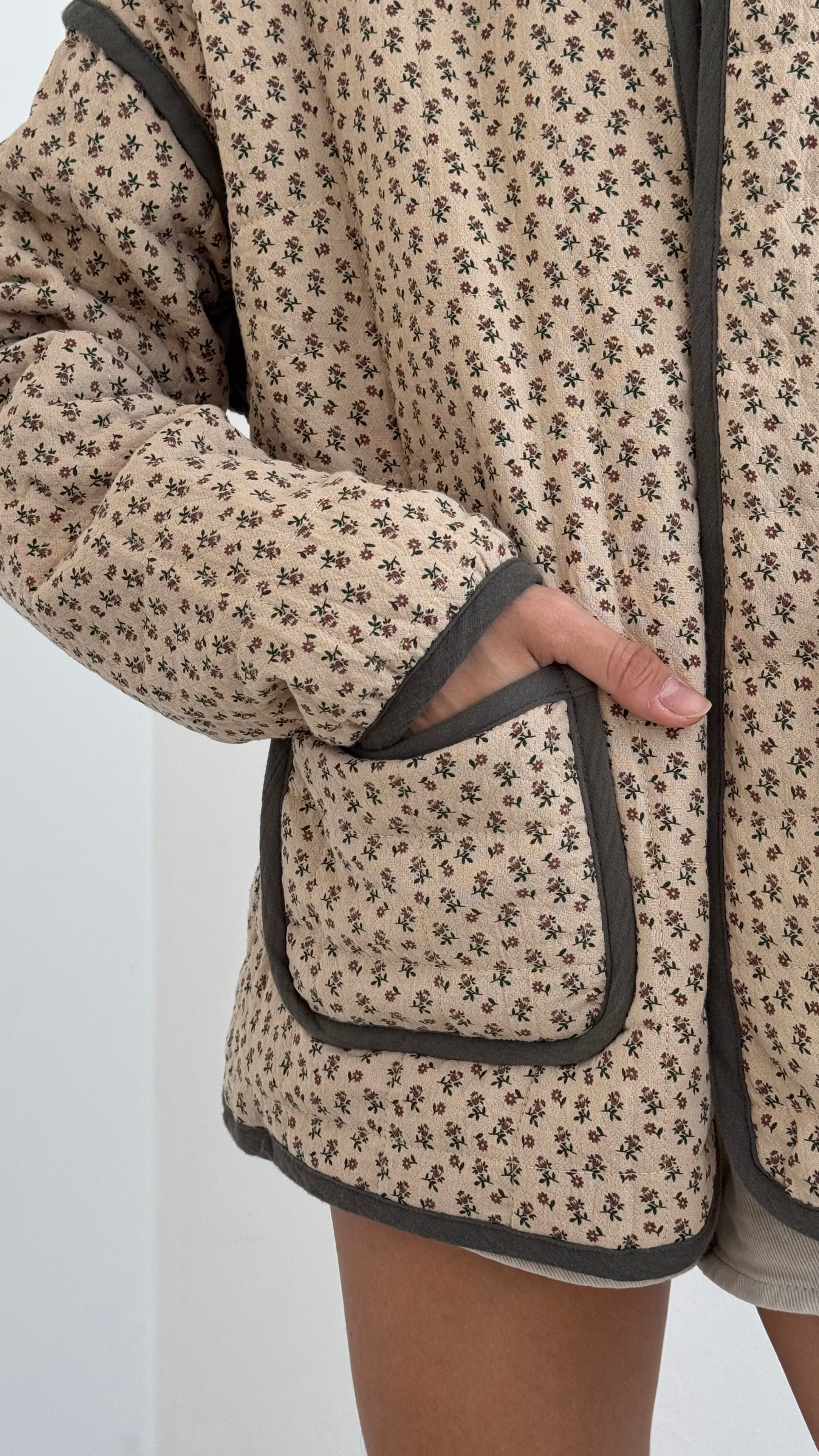 Chaqueta flowers