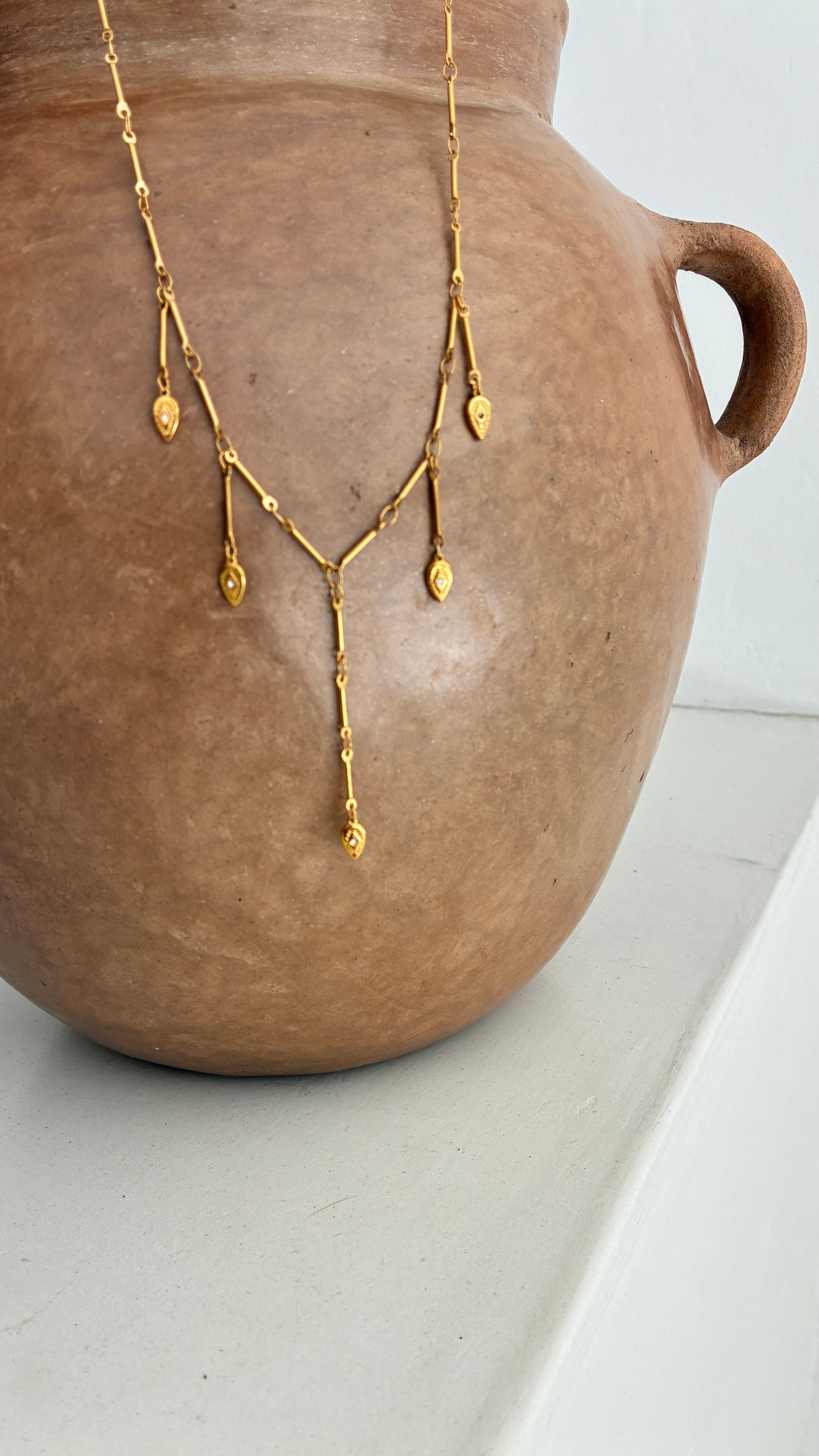 Collar dijes Empty 5