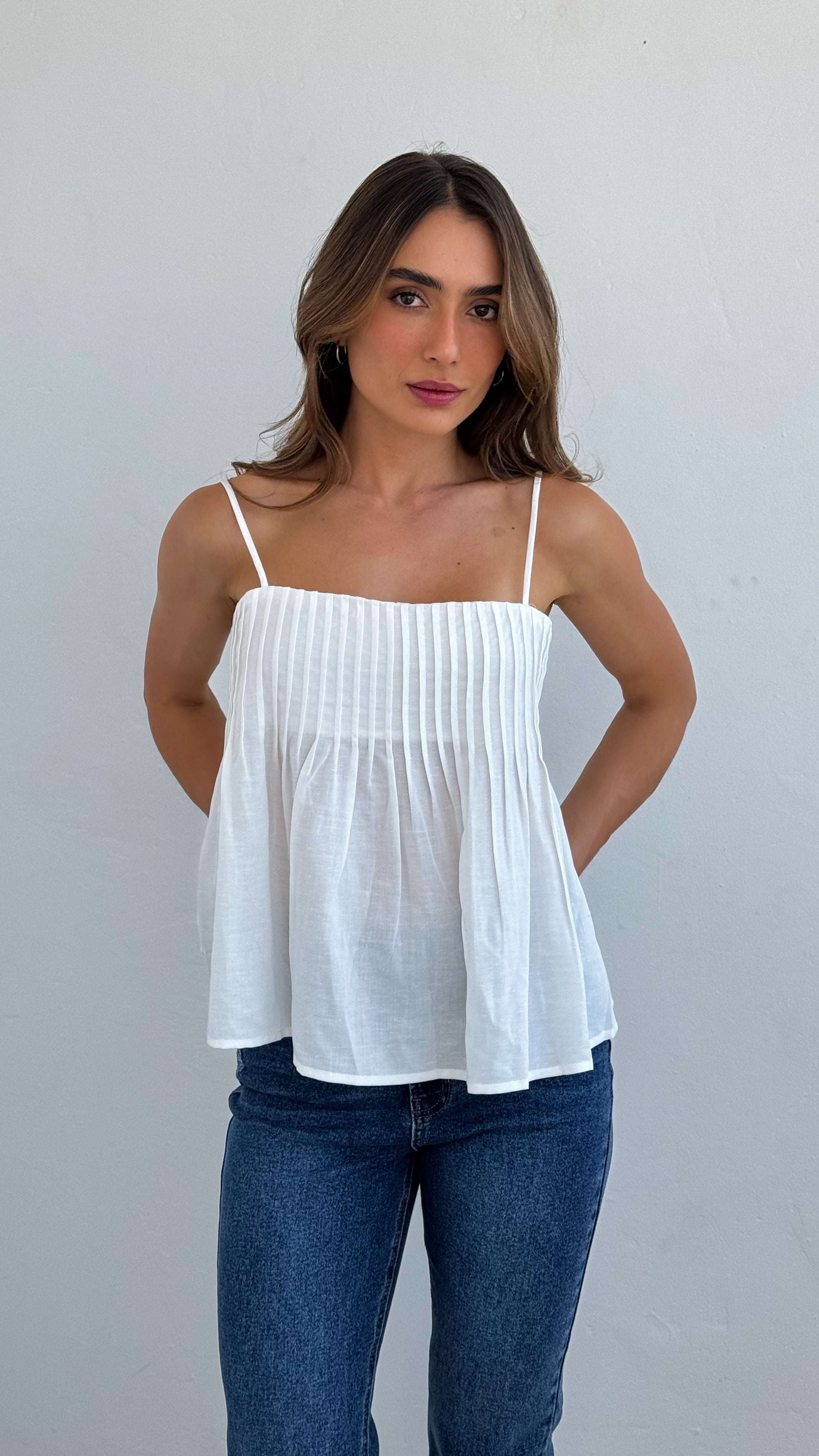 Top Lula white