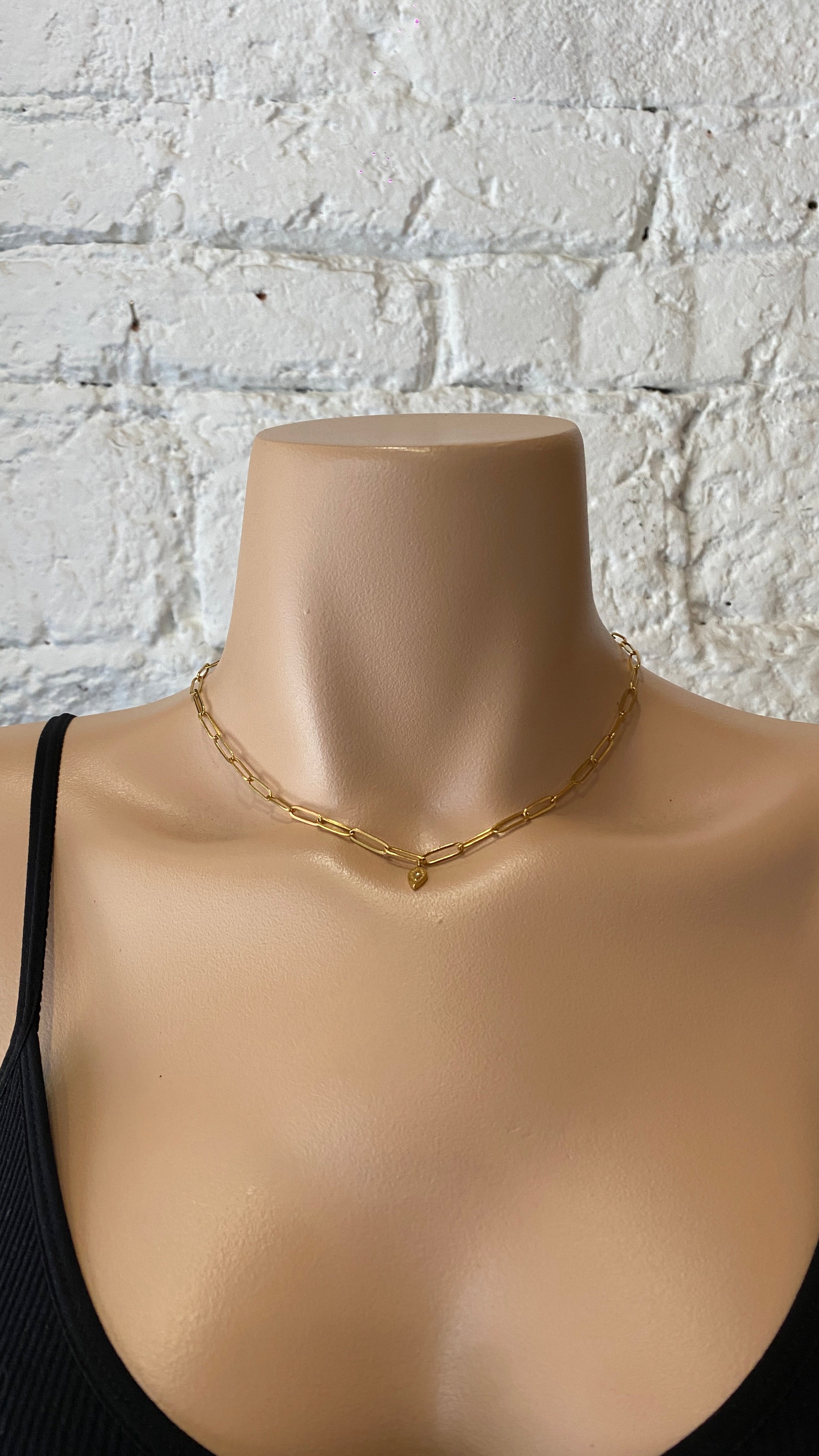 Collar dijes Empty 5