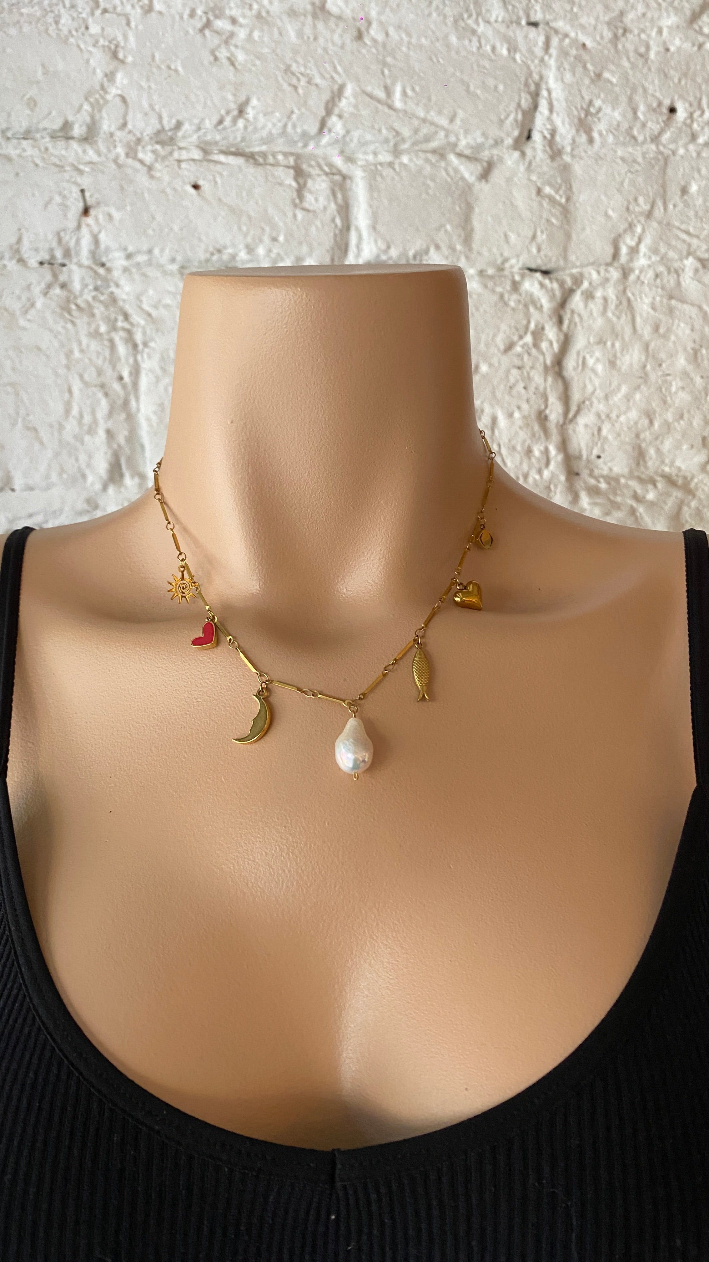 Collar dijes Empty 5