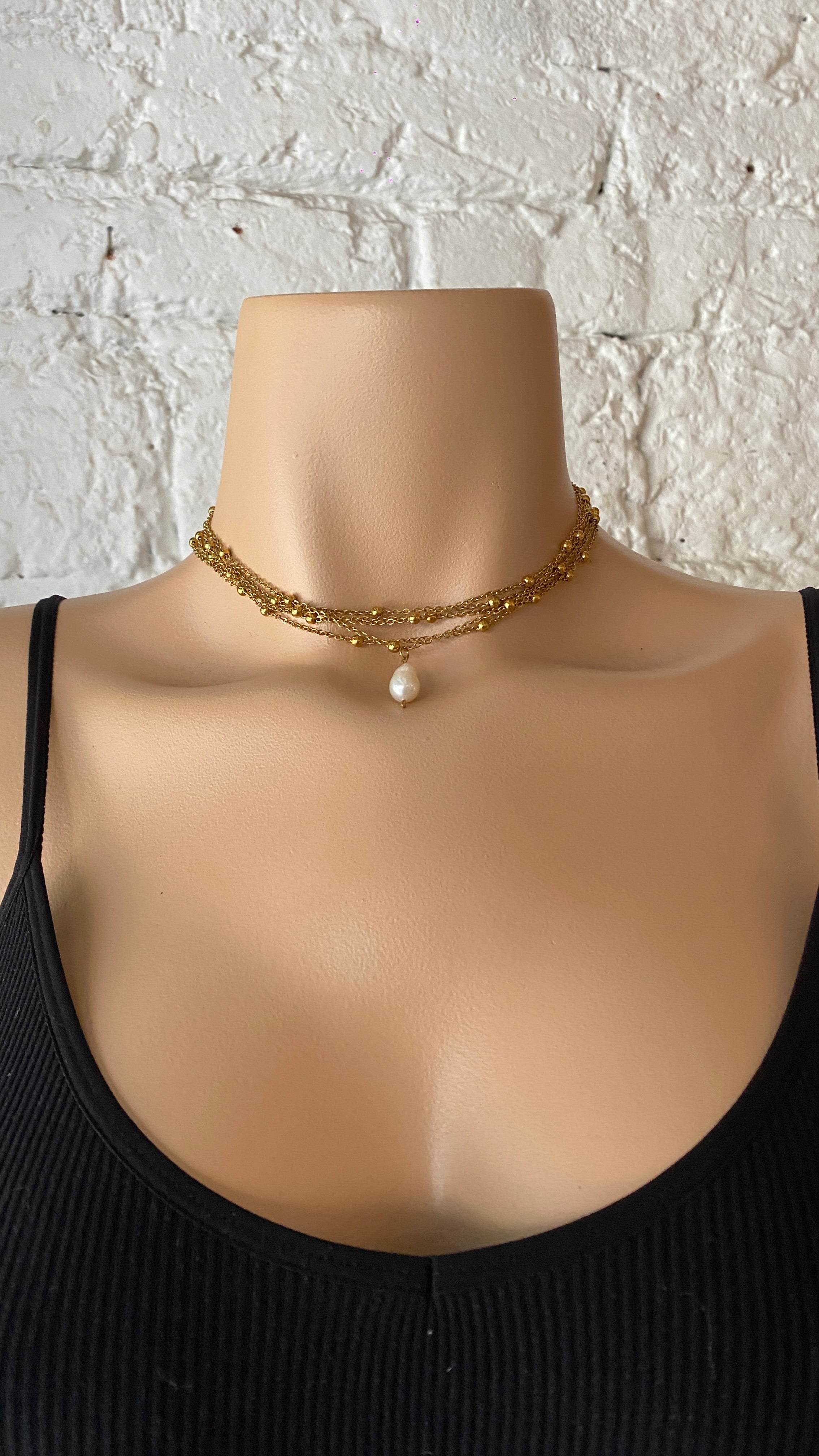 Collar perlas Empty