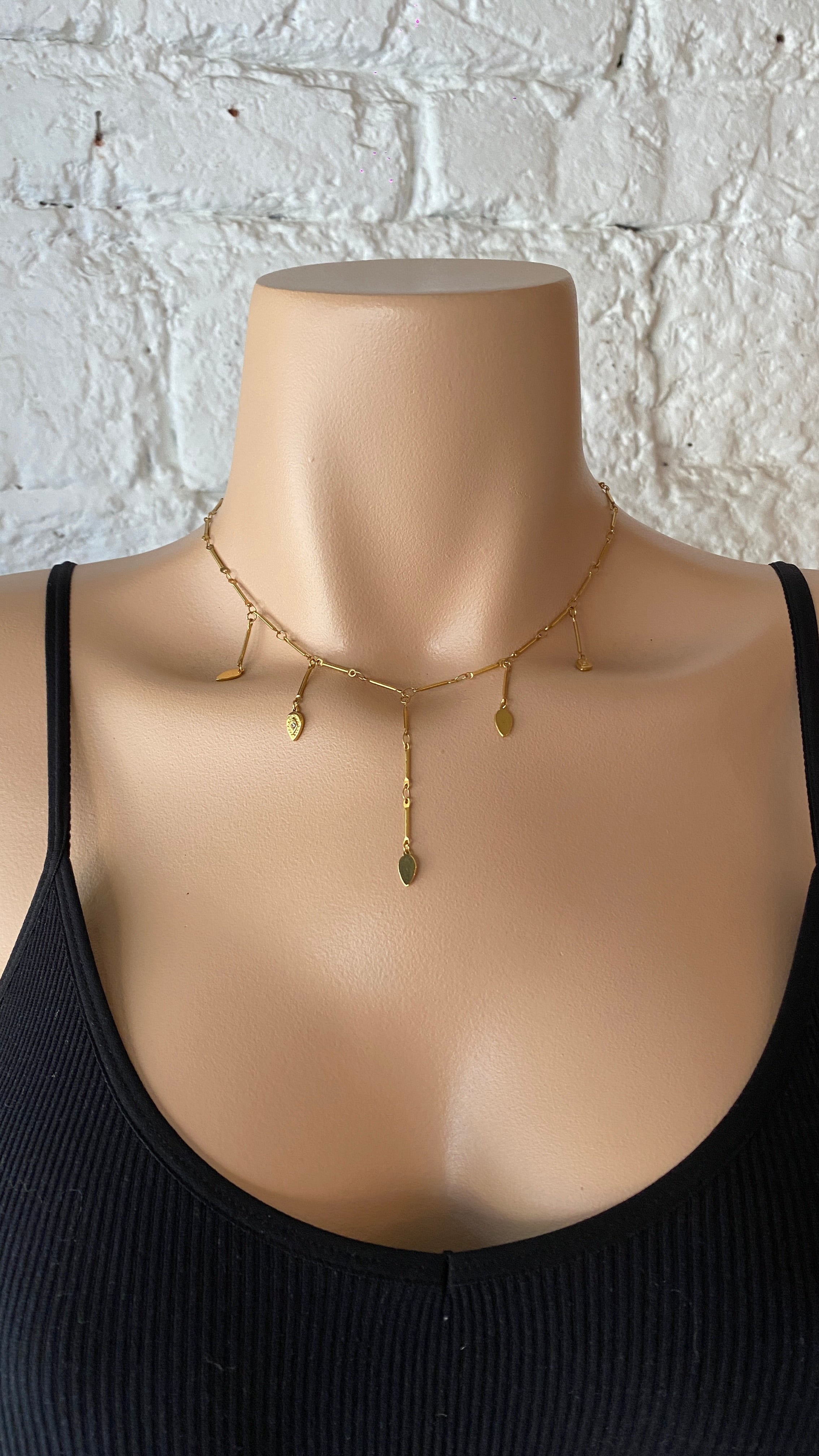 Collar dijes Empty 5
