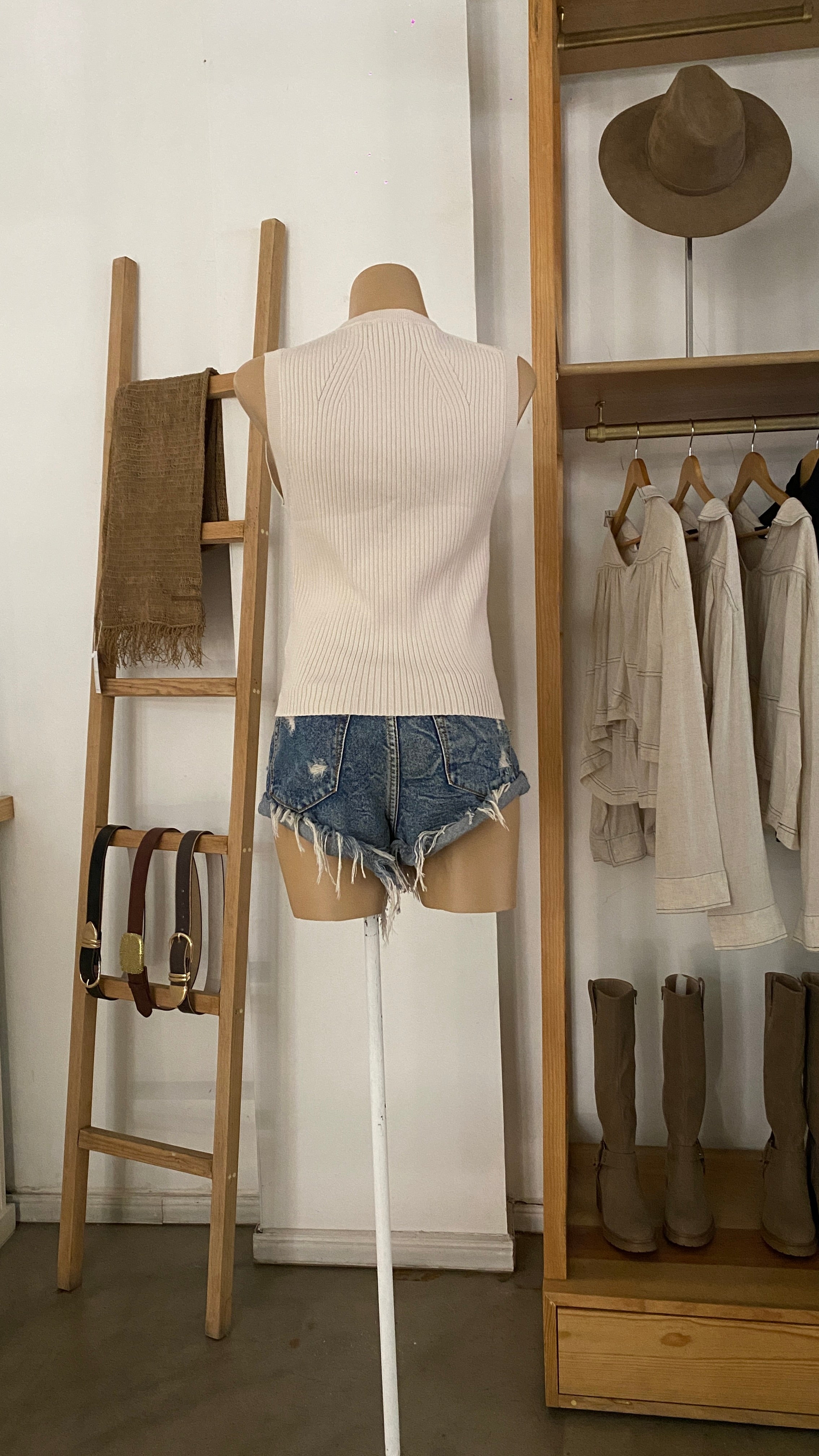 Chaleco Isadora Beige