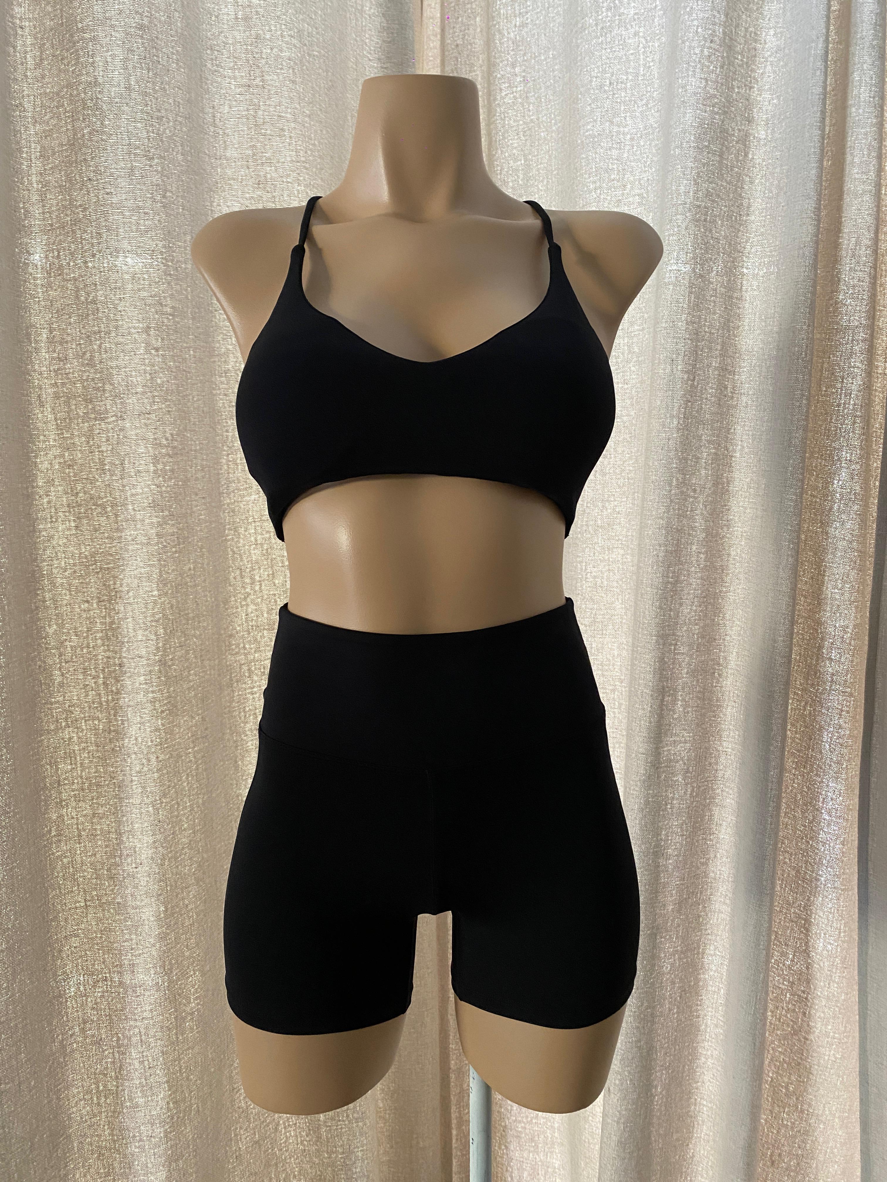 Conjunto deportivo cruzado