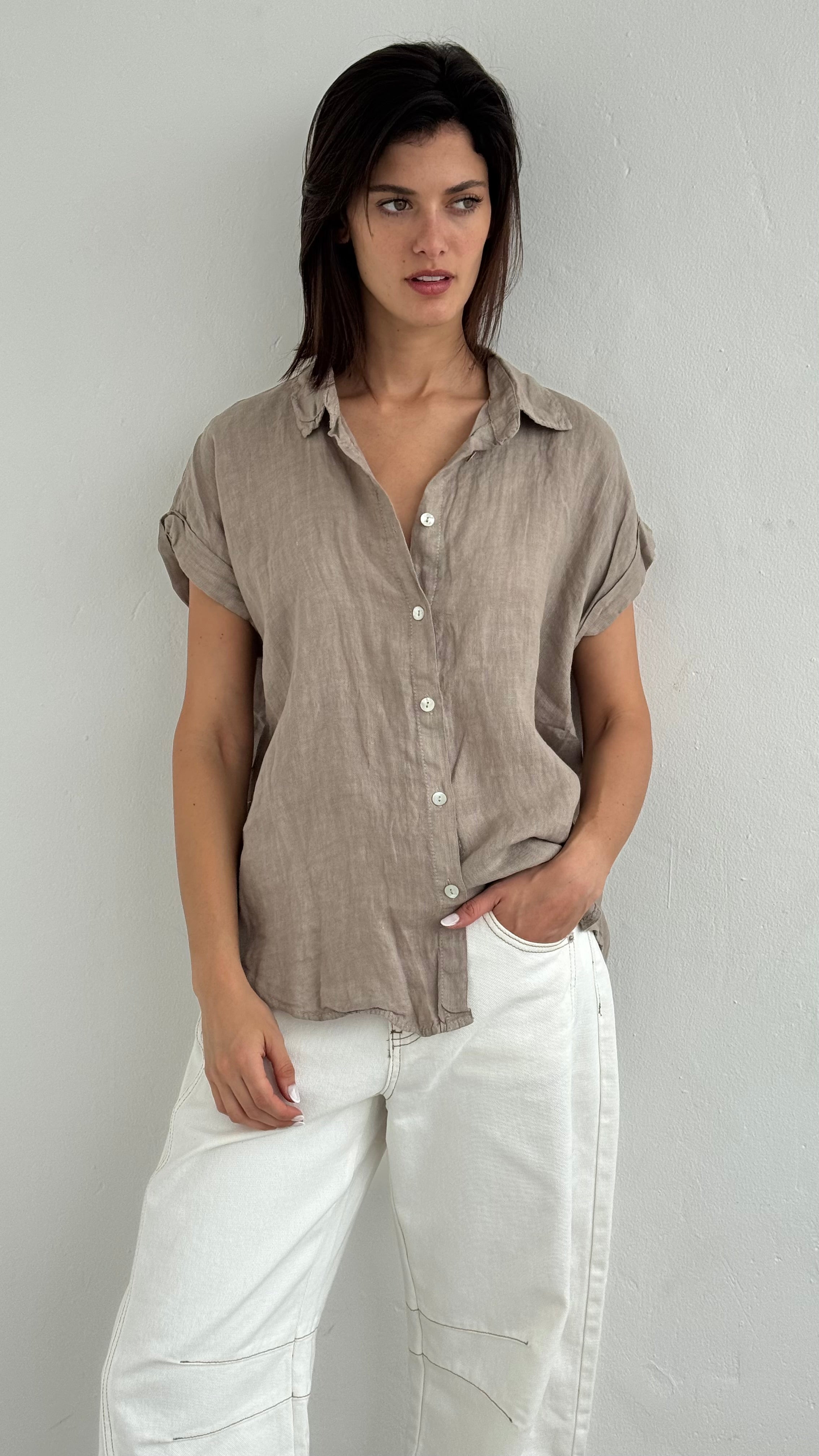 Camisa de lino taupe playa